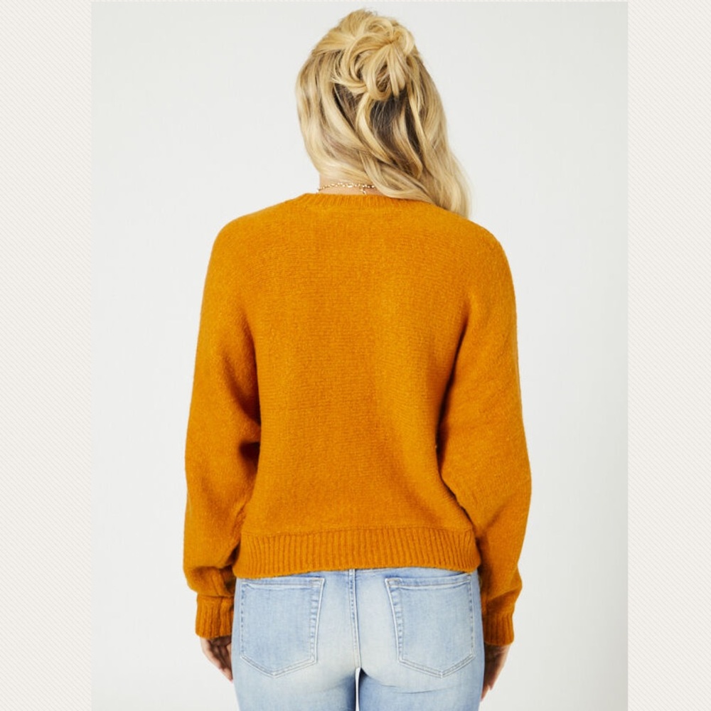 Arwen Sweater Gold L NEW - Picture 2 of 5